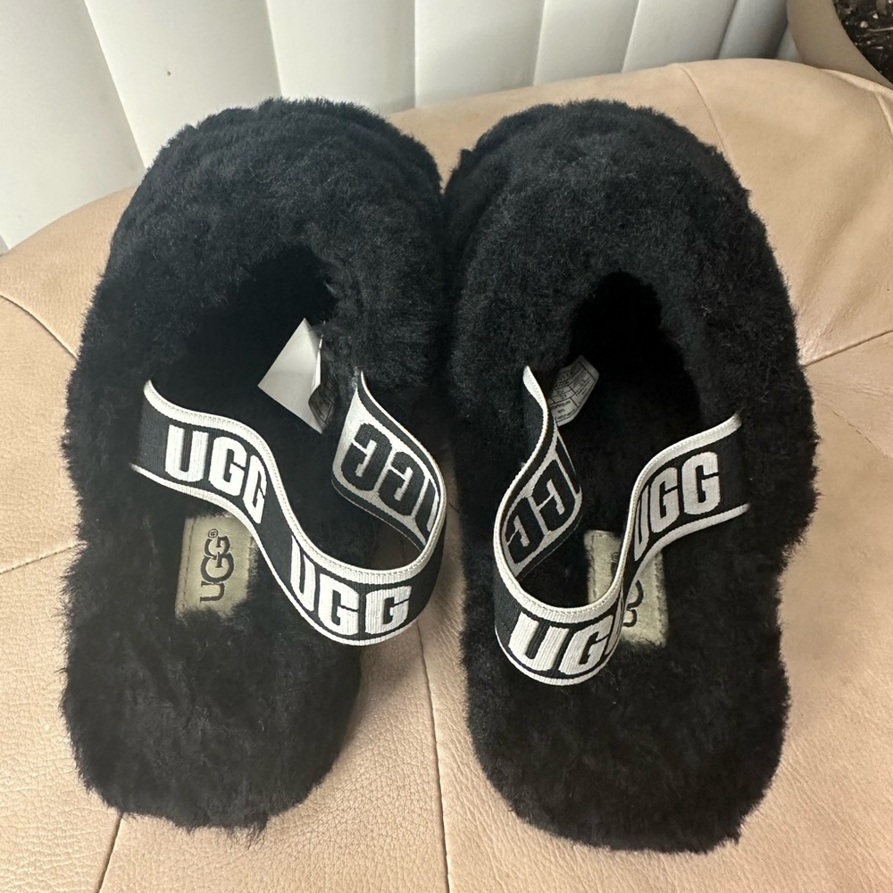 UGG Fluff Yeah slide flat sandals in black - Picture 3 of 6